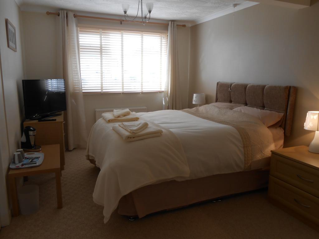 Trevowah - Couples Only Bed & Breakfast Newquay  Room photo